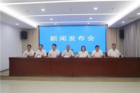 2025新澳门正版免费正题175和52岁局长涉性侵女子与55岁女局长
